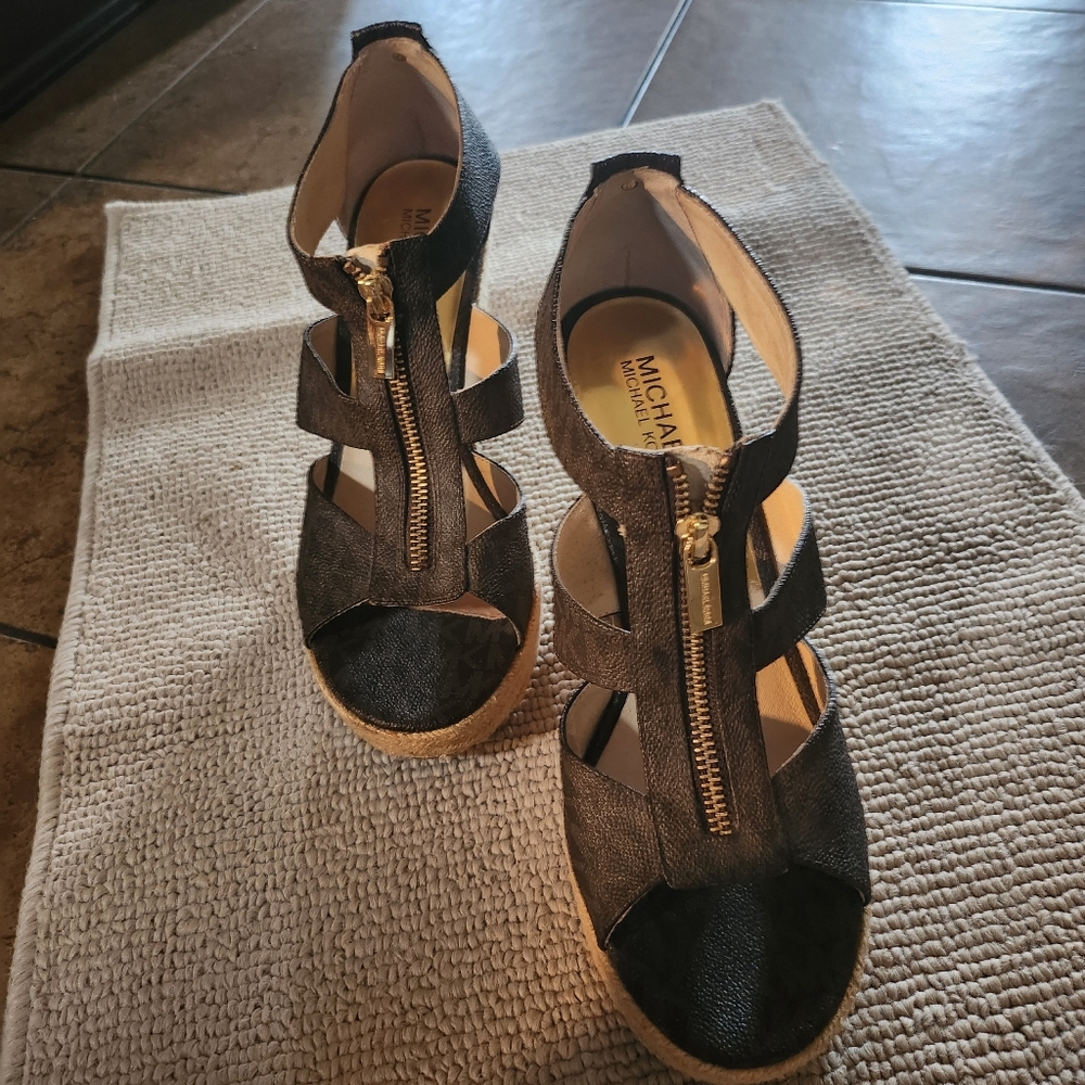 Michael Kors Brown Espadrilles Ziper Front.